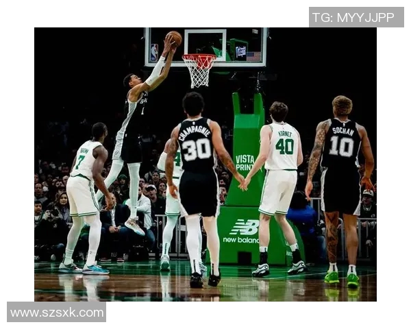 文班亚马场均数据惊人新秀之路势不可挡20分10篮板3盖帽引领潮流